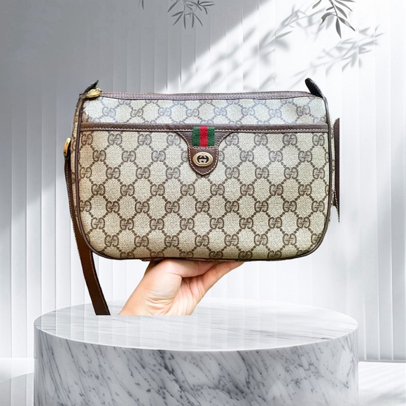 Gucci Handbags - ✨❤️Auth💚✨GUCCI GG Monogram Interlocking Web Supreme Ophidia Clutch/Crossbody🤍